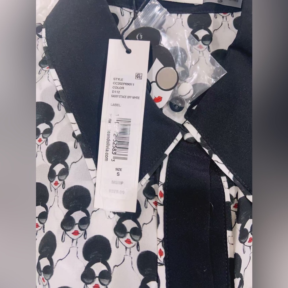 NWT $375 Alice + Olivia Willa Graphic Silk Button-Up Shirt Blouse - Picture 8 of 8
